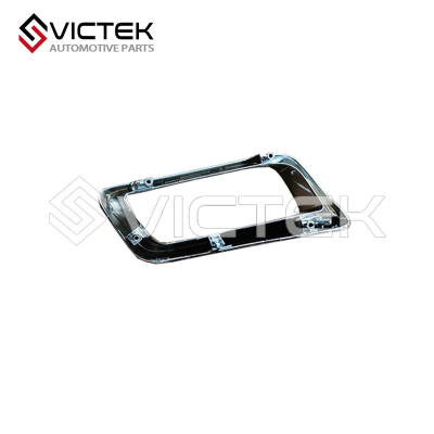 Cache de tuyau d'échappement arrière droit SX3-2804517